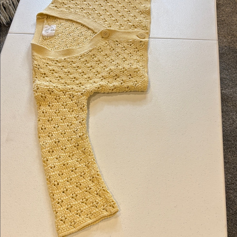 Zara Yellow Crochet Cardigan - Picture 5 of 6